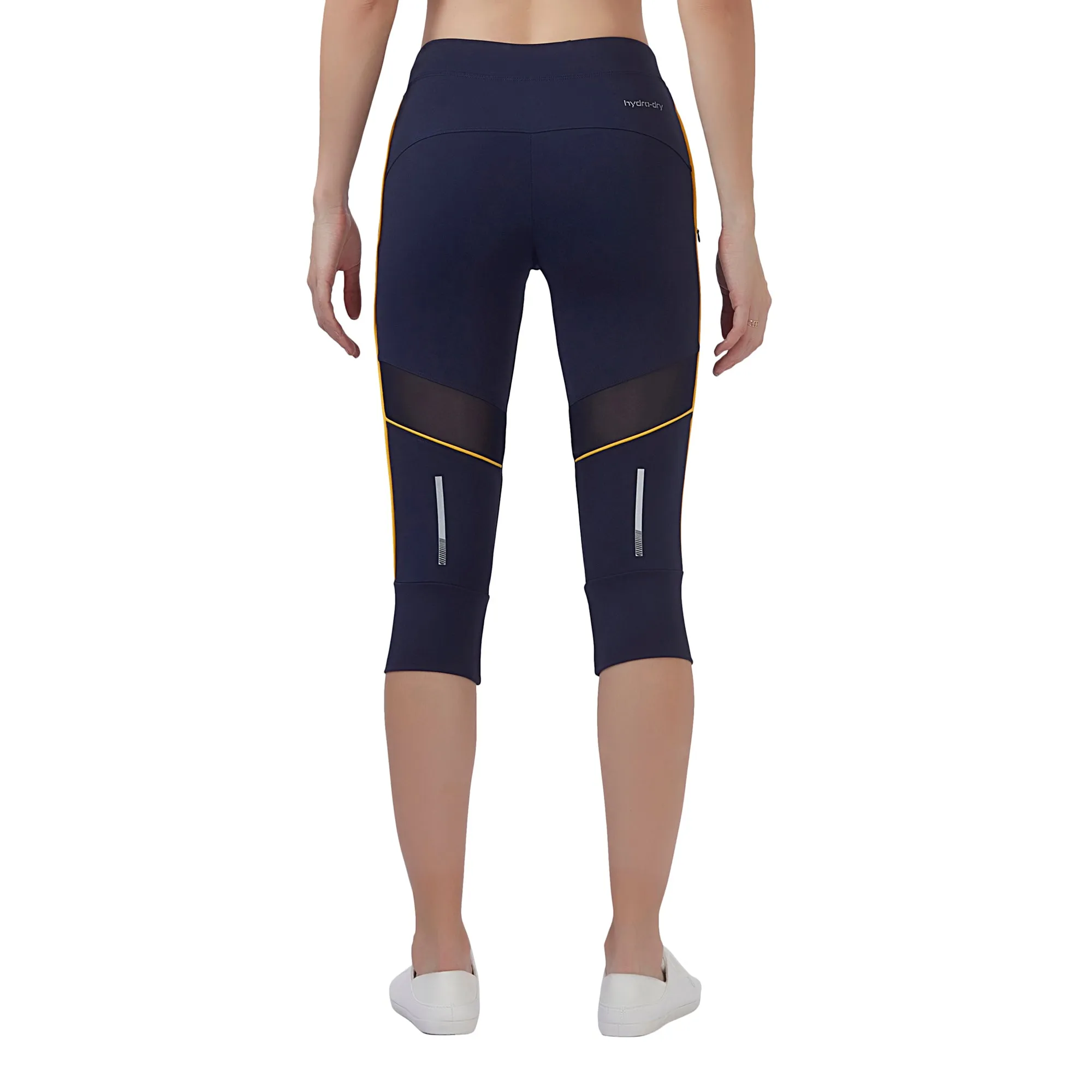 Align (Dual Pocket) Women 3/4TH LEGGING (Firm Waistband with hydro-dry Tech)