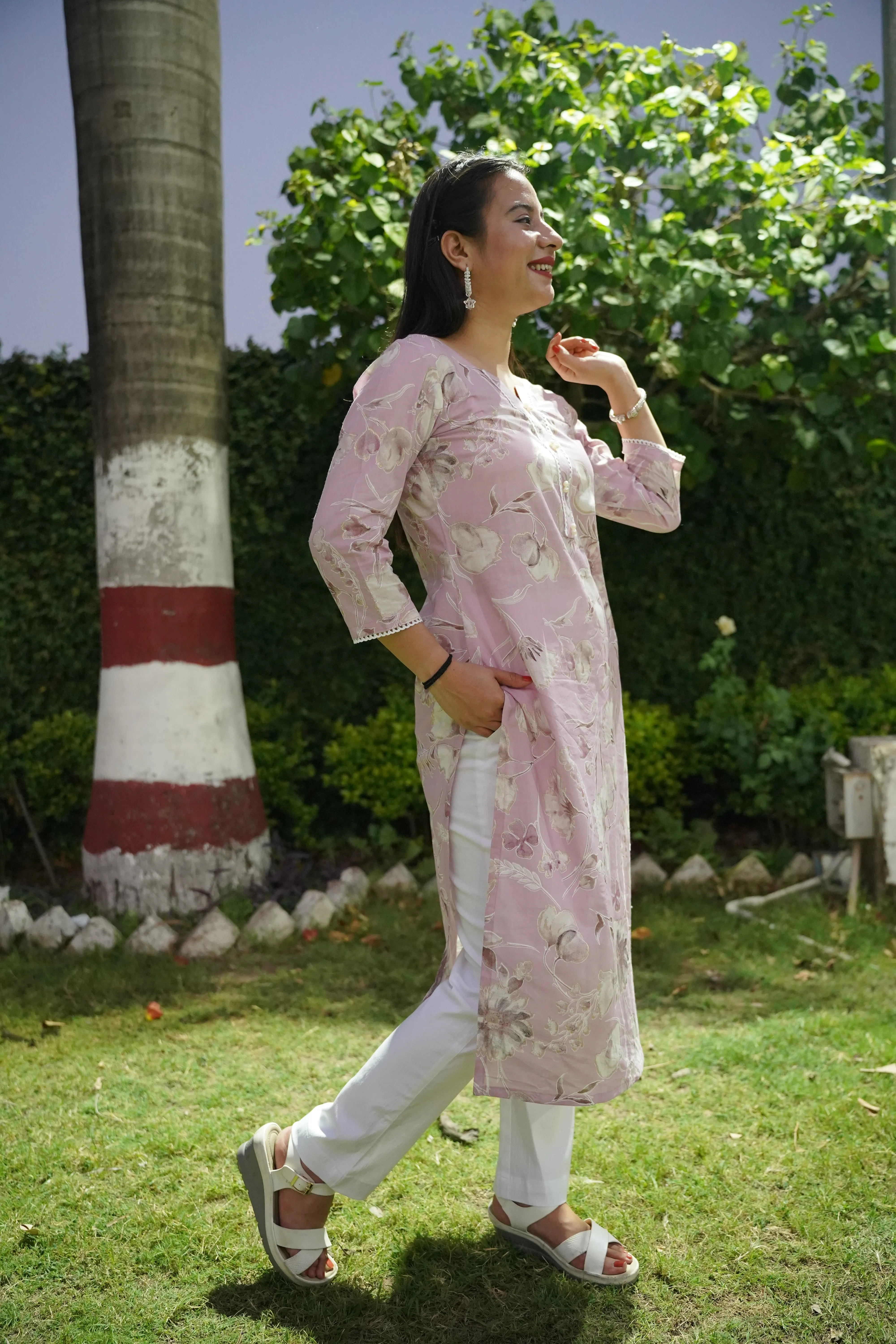 Dove Delight Foiled Mul Kurta