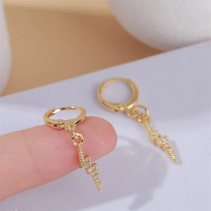 Gold Sparkling Lighting With Crystal Earrings