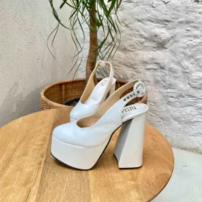 IVES (white high block heels)