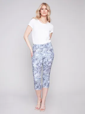 Printed Stretch Pull-On Capri Pants - Leaves