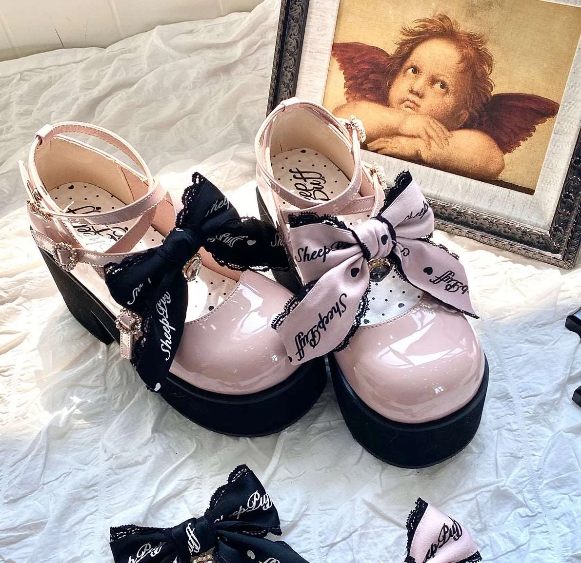 Puffy Sheep Black Pink EGL Sweet Thick Platform Shoes