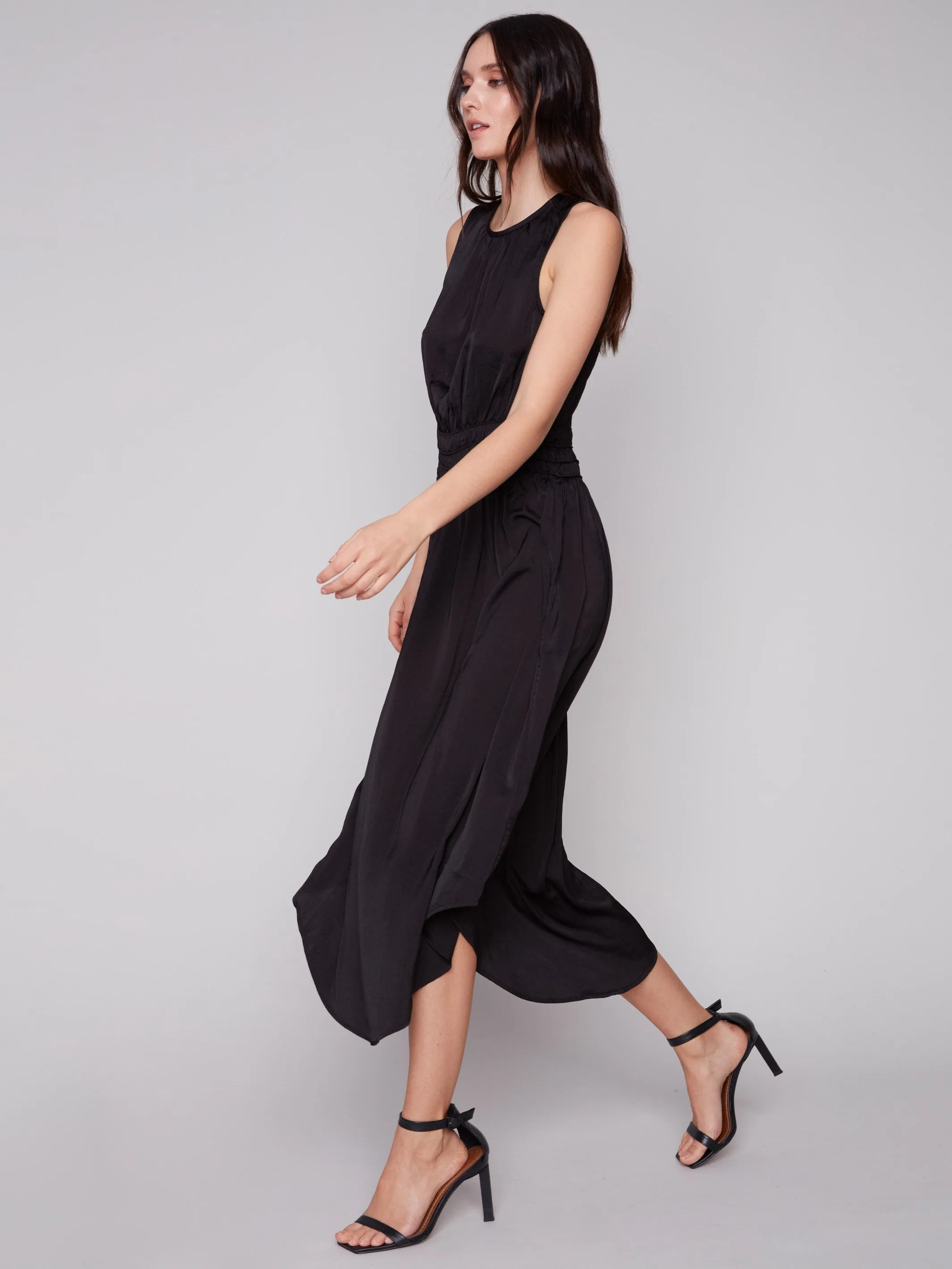 Sleeveless Flowy Dress - Black